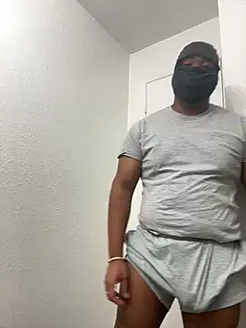 Snapshot of daddythiccklegg chatting on 10-22-25, 02:22 daddythiccklegg online show from 10-22-25, 02:22