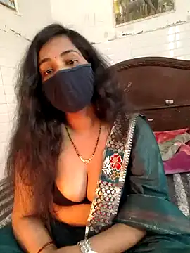 Snapshot of Nehubhabhi26 chatting on 02-02-25, 11:07 Nehubhabhi26 online show from 02-02-25, 11:07