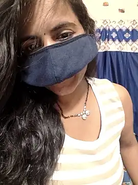 Snapshot of Nehubhabhi26 chatting on 09-27-25, 06:14 Nehubhabhi26 online show from 09-27-25, 06:14