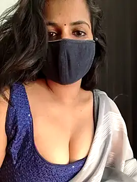 Snapshot of Nehubhabhi26 chatting on 01-13-25, 05:02 Nehubhabhi26 online show from 01-13-25, 05:02