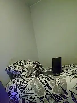 Userio072 online show from 02-10-25, 08:42