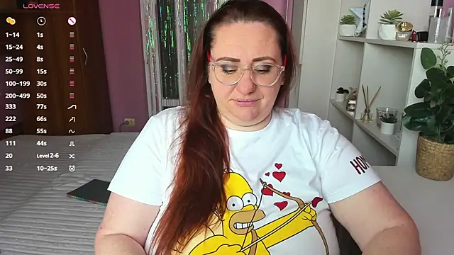 Snapshot of lovely_adelle chatting on 02-18-25, 08:38 lovely adelle online show from 02-18-25, 08:38