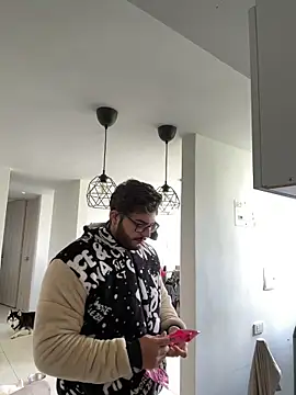 thomas gun online show from 12-17-25, 03:39