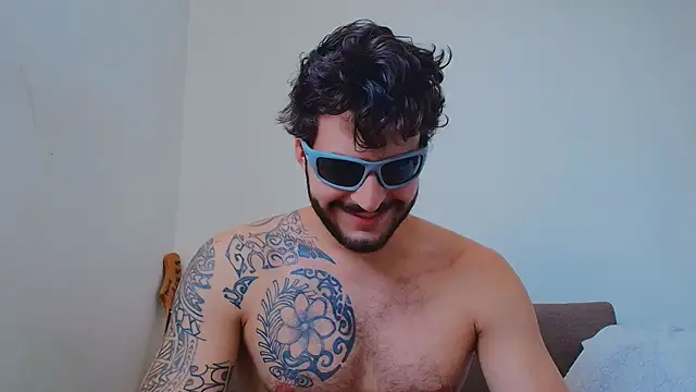 thomas gun online show from 04-12-26, 03:59