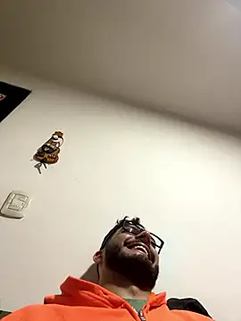 thomas gun online show from 01-11-26, 02:18