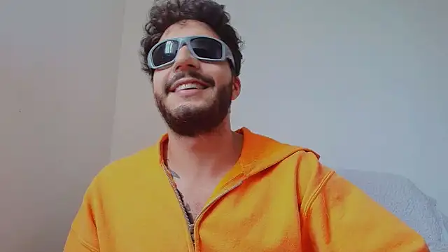 thomas gun online show from 03-25-26, 03:33