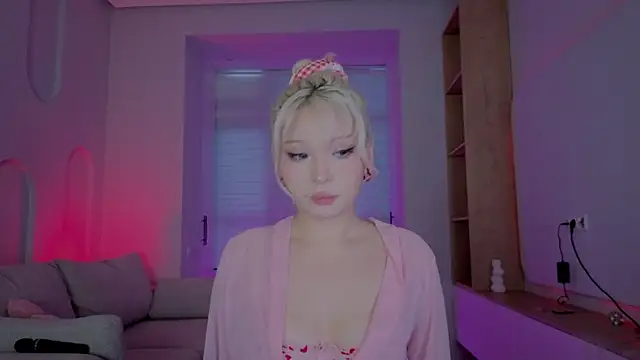 RileyMee online show from 09-19-25, 12:20