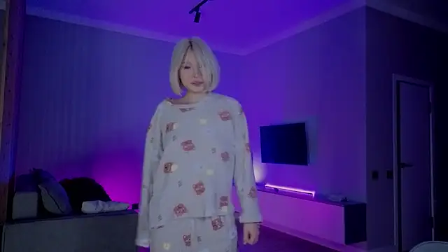 RileyMee online show from 11-10-25, 03:11