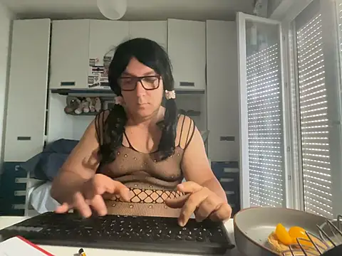 brindisiroby online show from 06-16-26, 12:05