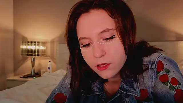 Diana Flower online show from 10-26-25, 06:03