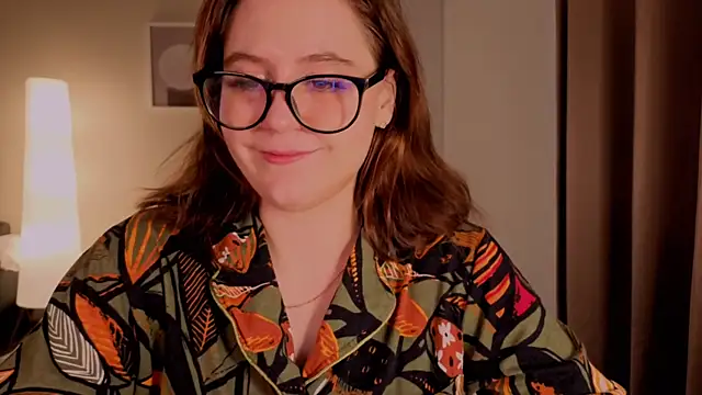 Diana Flower online show from 11-16-25, 05:01