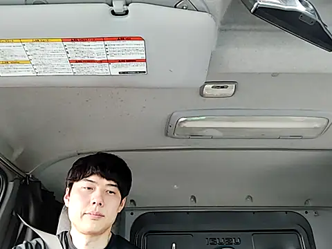 whitebriefboy online show from 05-28-26, 09:43