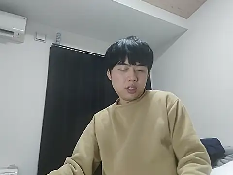 Snapshot of whitebriefboy chatting on 02-13-26, 08:20 whitebriefboy online show from 02-13-26, 08:20