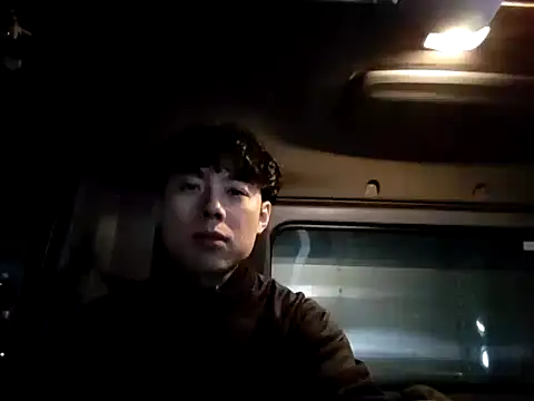 Snapshot of whitebriefboy chatting on 01-29-25, 02:21 whitebriefboy online show from 01-29-25, 02:21