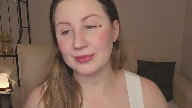 Helens love online show from 02-15-26, 02:23