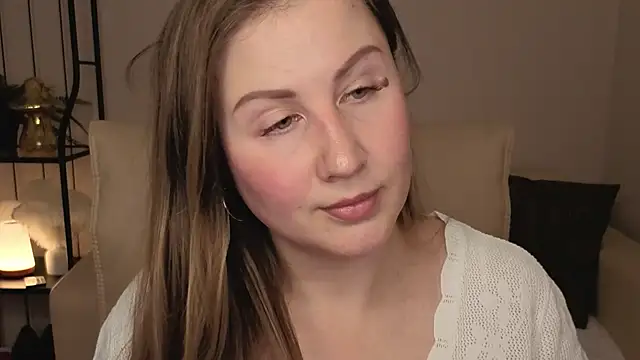 Helens love online show from 11-13-25, 01:53