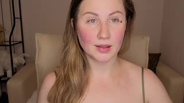 Helens love online show from 10-05-25, 01:51