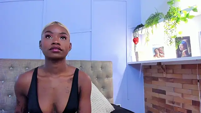 amber-hill online show from 02-03-26, 06:13