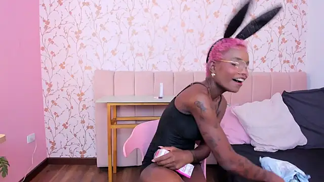 amber-hill online show from 04-04-26, 06:58