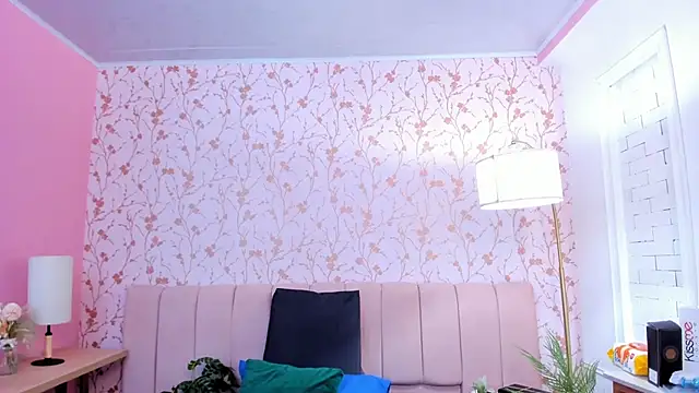 amber-hill online show from 12-18-25, 07:07