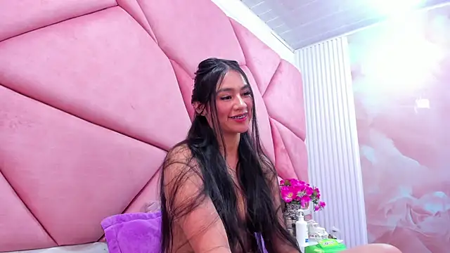 Snapshot of Mariana_Prin chatting on 05-22-26, 03:04 Mariana Prin online show from 05-22-26, 03:04