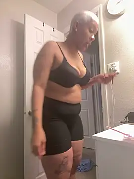 SexyHoneyRedd online show from 07-26-26, 06:15