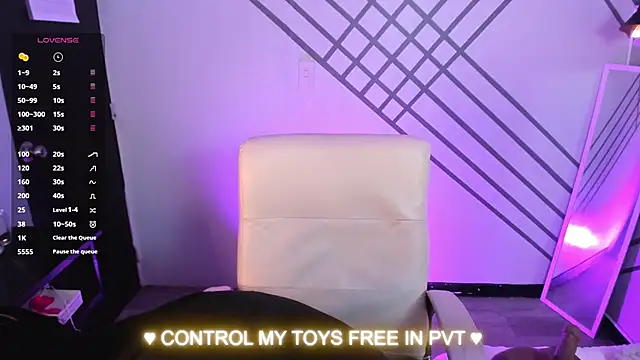 Snapshot of Janne_lee chatting on 03-20-25, 08:08 Janne lee online show from 03-20-25, 08:08