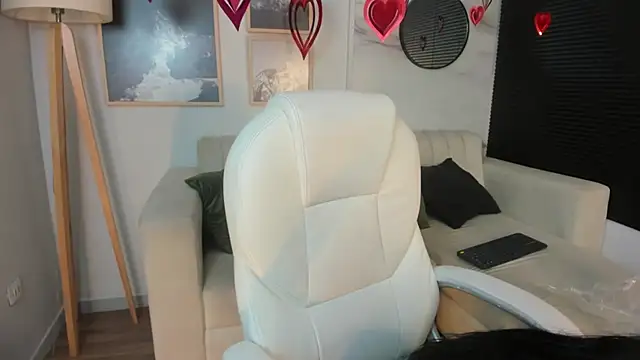 Snapshot of Janne_lee chatting on 02-08-25, 10:07 Janne lee online show from 02-08-25, 10:07