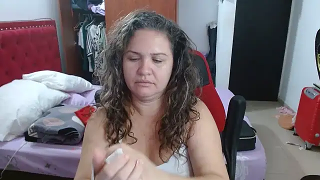 helenca43 online show from 11-30-25, 08:48