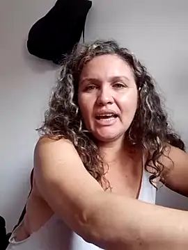 Snapshot of helenca43 chatting on 03-15-25, 03:16 helenca43 online show from 03-15-25, 03:16
