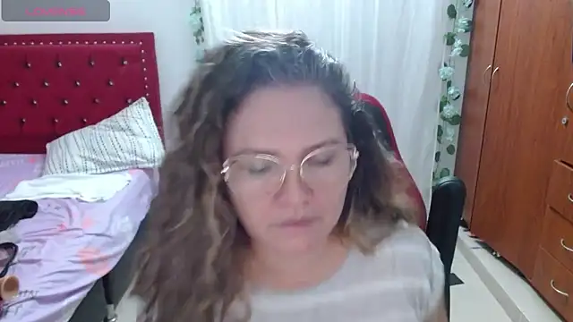 helenca43 online show from 01-15-26, 09:34