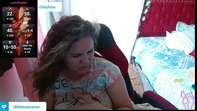 Snapshot of helenca43 chatting on 09-20-25, 08:03 helenca43 online show from 09-20-25, 08:03