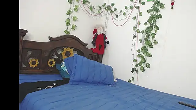 DominaLeona online show from 12-03-25, 08:19