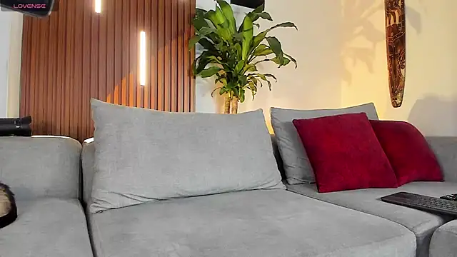 lucasanto  online show from 02-20-26, 03:36