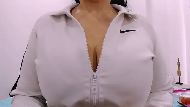 Snapshot of valeriasexxx chatting on 05-11-26, 03:18 valeriasexxx online show from 05-11-26, 03:18