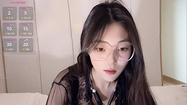 Snapshot of Sweet-Angel999 chatting on 01-26-25, 02:30 Sweet-Angel999 online show from 01-26-25, 02:30