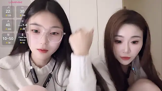 Snapshot of Sweet-Angel999 chatting on 02-16-25, 05:15 Sweet-Angel999 online show from 02-16-25, 05:15