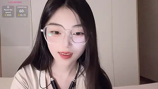 Snapshot of Sweet-Angel999 chatting on 03-19-25, 12:56 Sweet-Angel999 online show from 03-19-25, 12:56