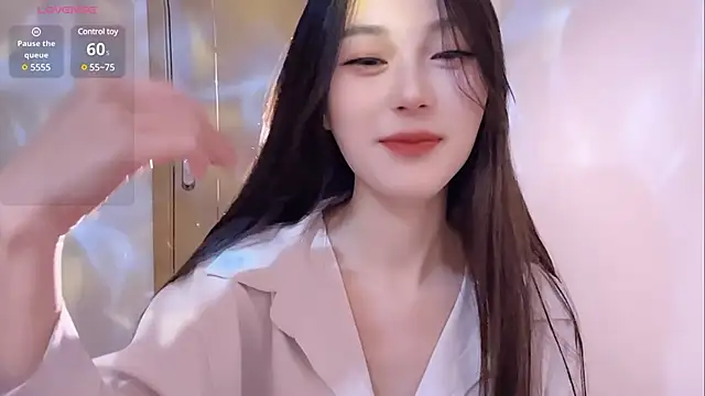 Snapshot of Sweet-Angel999 chatting on 12-28-24, 02:21 Sweet-Angel999 online show from 12-28-24, 02:21