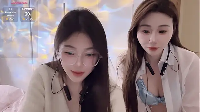 Snapshot of Sweet-Angel999 chatting on 02-18-25, 05:09 Sweet-Angel999 online show from 02-18-25, 05:09