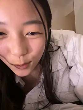 Snapshot of Sweet-Angel999 chatting on 12-27-24, 03:04 Sweet-Angel999 online show from 12-27-24, 03:04