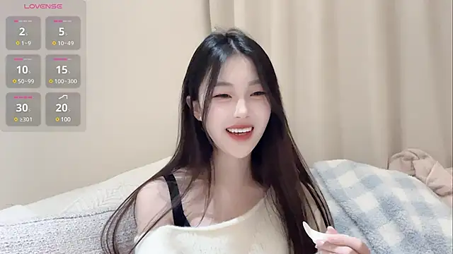 Snapshot of Sweet-Angel999 chatting on 01-20-25, 02:36 Sweet-Angel999 online show from 01-20-25, 02:36