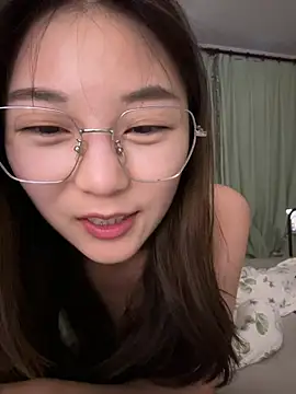 Sweet-Angel999 online show from 05-28-26, 03:40