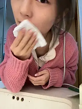 Snapshot of Sweet-Angel999 chatting on 12-26-24, 09:04 Sweet-Angel999 online show from 12-26-24, 09:04