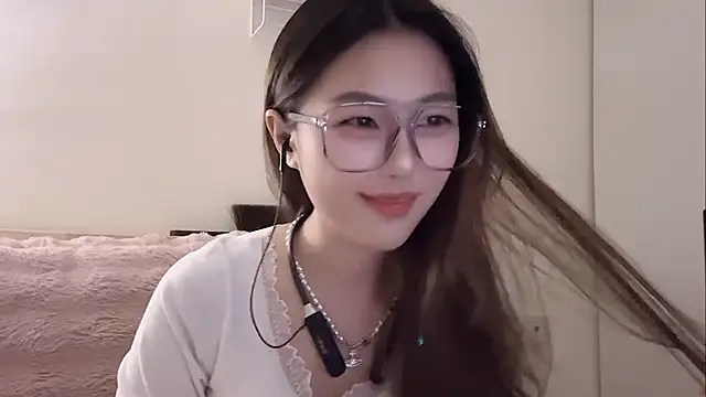 Sweet-Angel999 online show from 02-17-26, 05:10