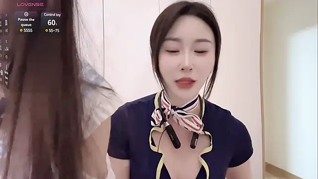 Snapshot of Sweet-Angel999 chatting on 03-03-25, 03:22 Sweet-Angel999 online show from 03-03-25, 03:22