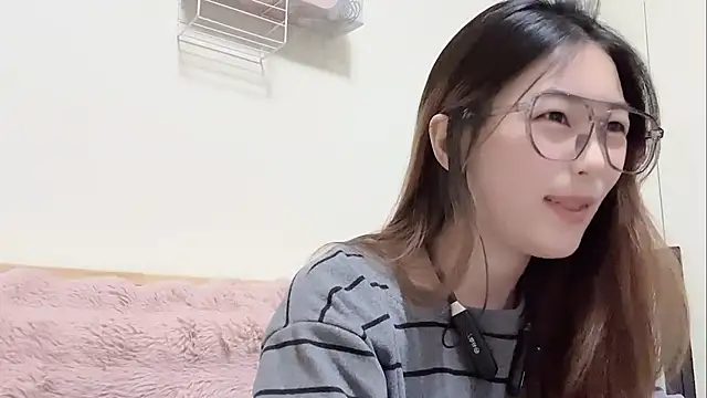 Sweet-Angel999 online show from 02-20-26, 04:09