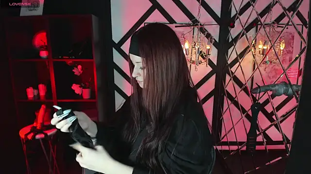 Snapshot of Lily_Moonlight chatting on 09-26-25, 07:15 Lily Moonlight online show from 09-26-25, 07:15