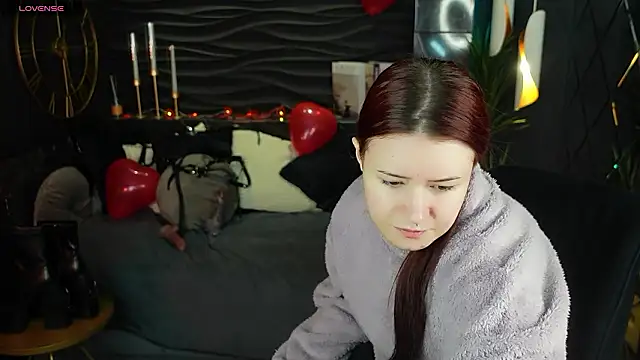 Snapshot of Lily_Moonlight chatting on 02-08-26, 07:17 Lily Moonlight online show from 02-08-26, 07:17