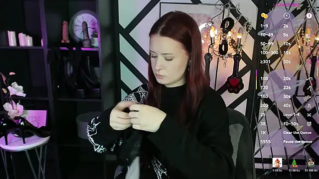 Snapshot of Lily_Moonlight chatting on 02-28-26, 01:44 Lily Moonlight online show from 02-28-26, 01:44